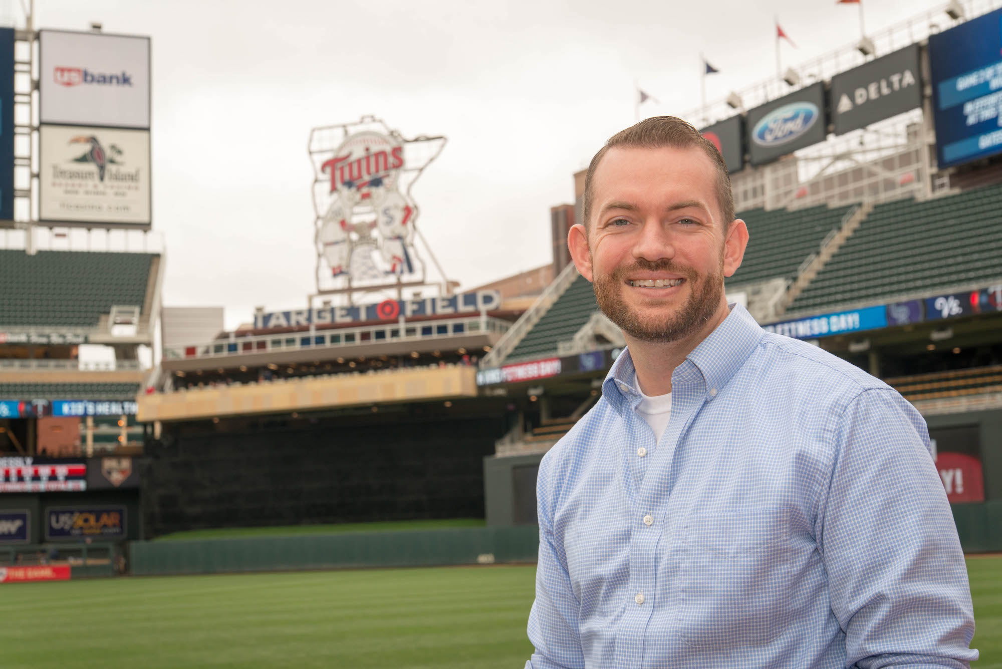 Andrew Halverson ('07) at Target Field.