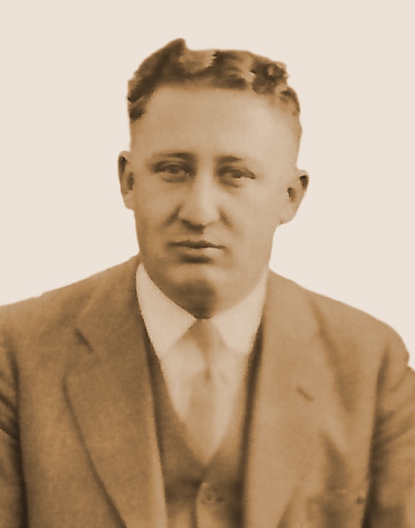 Portrait of Walter Buzin