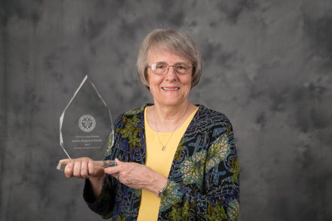 Judy Kuster with her 2017 Distinguished Alumna Award