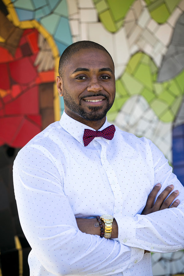 Headshot of alumnus Alfonso Mayfield.